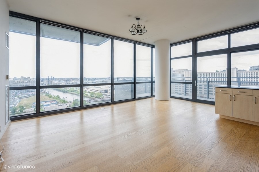 235 W VAN BUREN Street Unit: 1812