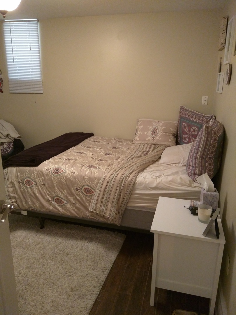 1955 N Sheffield Avenue Unit: 1