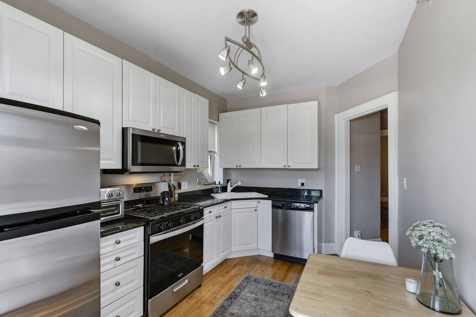 2619 W Leland Avenue Unit: 2