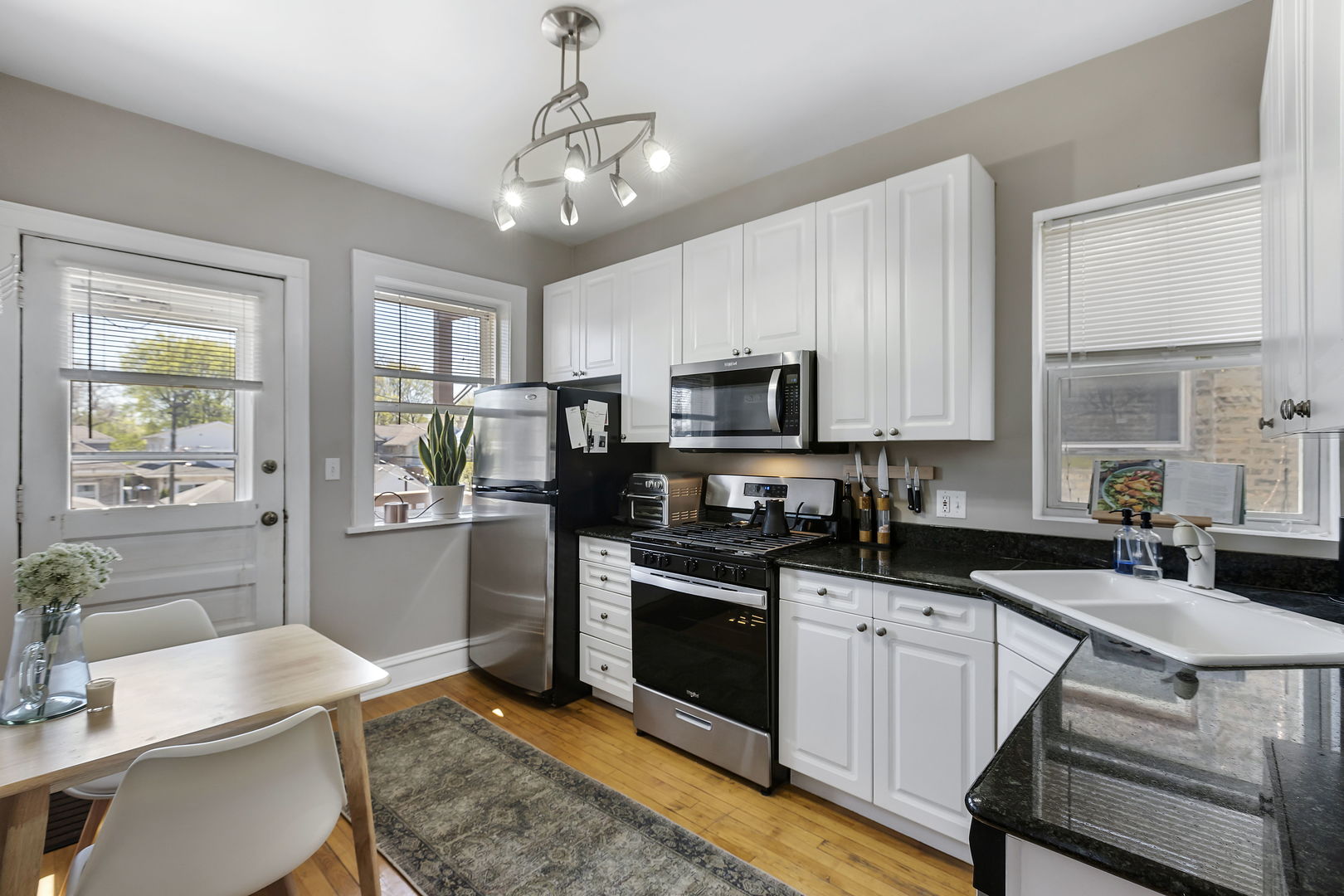 2619 W Leland Avenue Unit: 2