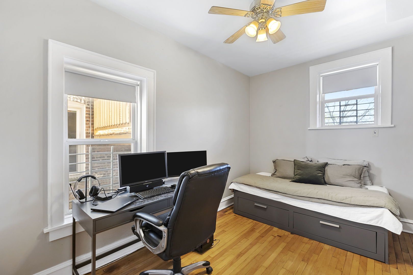 2619 W Leland Avenue Unit: 2