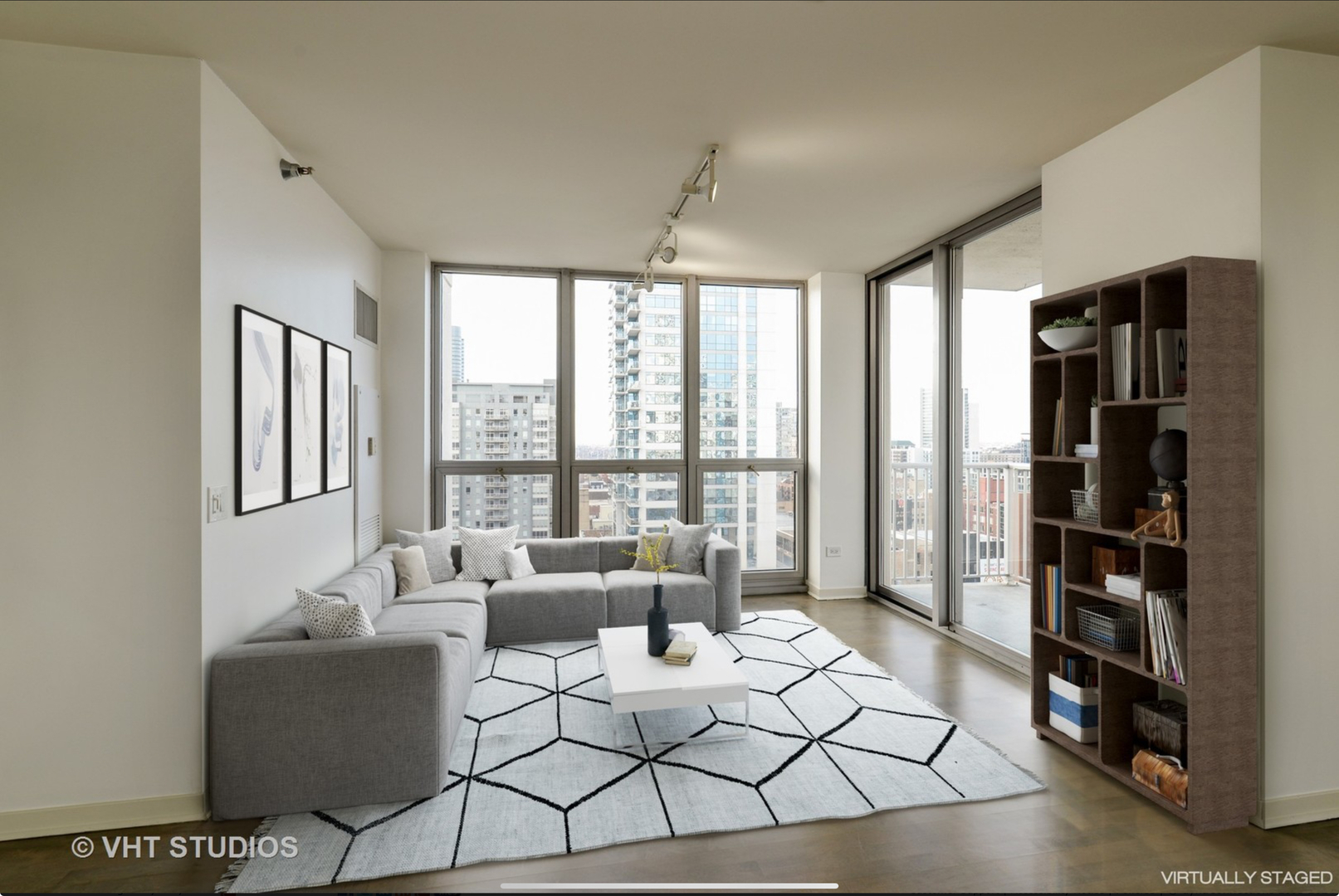 200 W Grand Avenue Unit: 1904