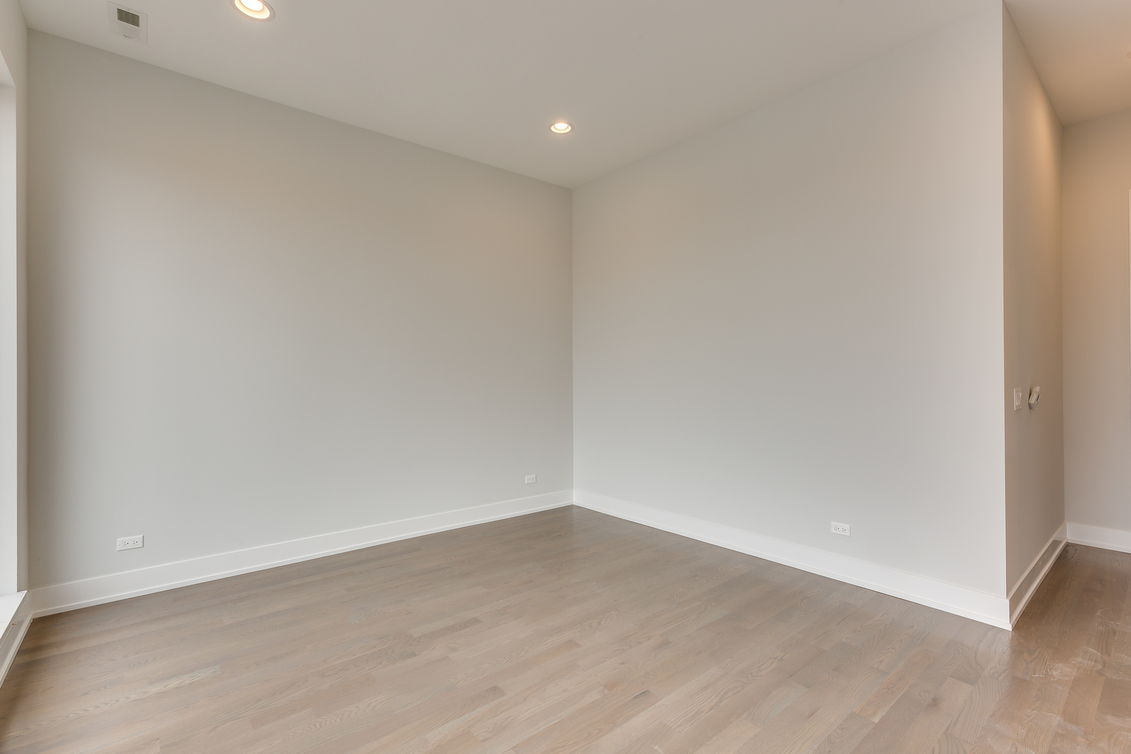 2805 W Cortland Street Unit: 6