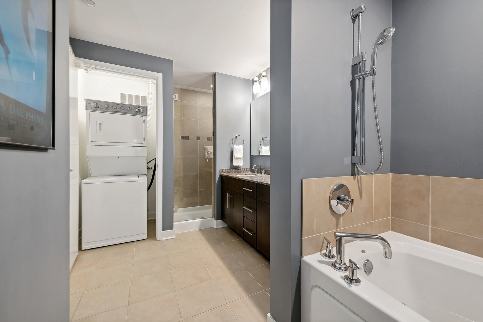 505 N MCCLURG Court Unit: 2704