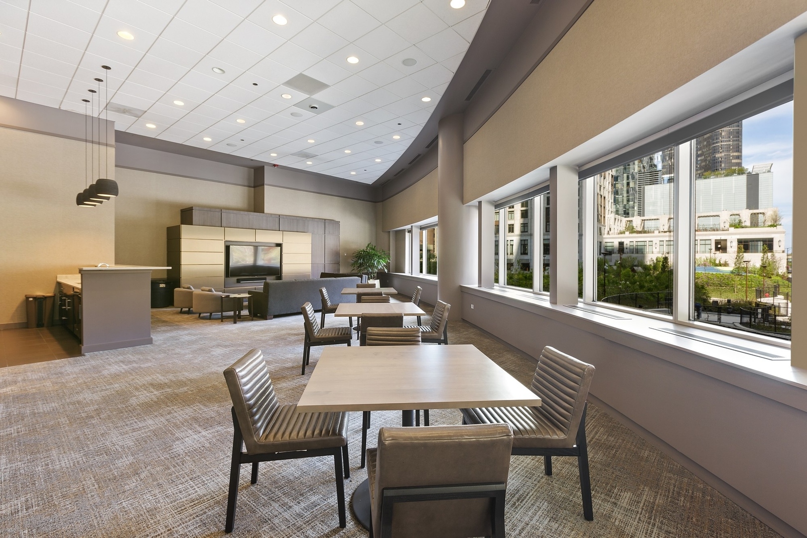 505 N MCCLURG Court Unit: 2704