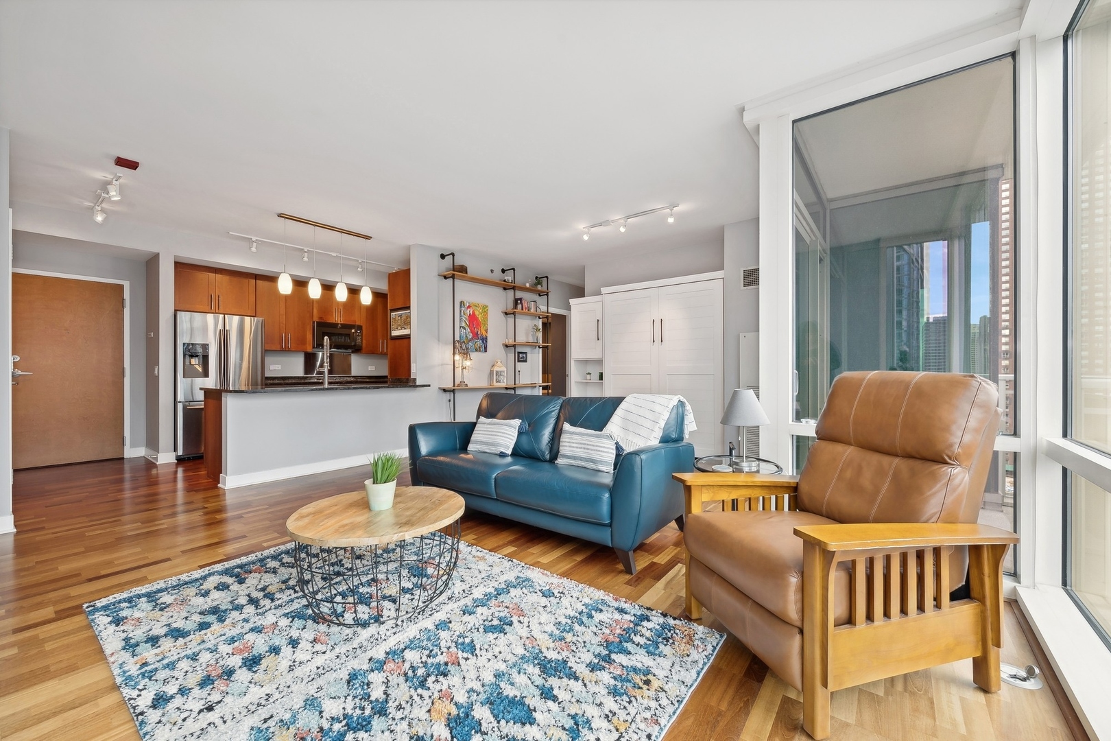 505 N MCCLURG Court Unit: 2704