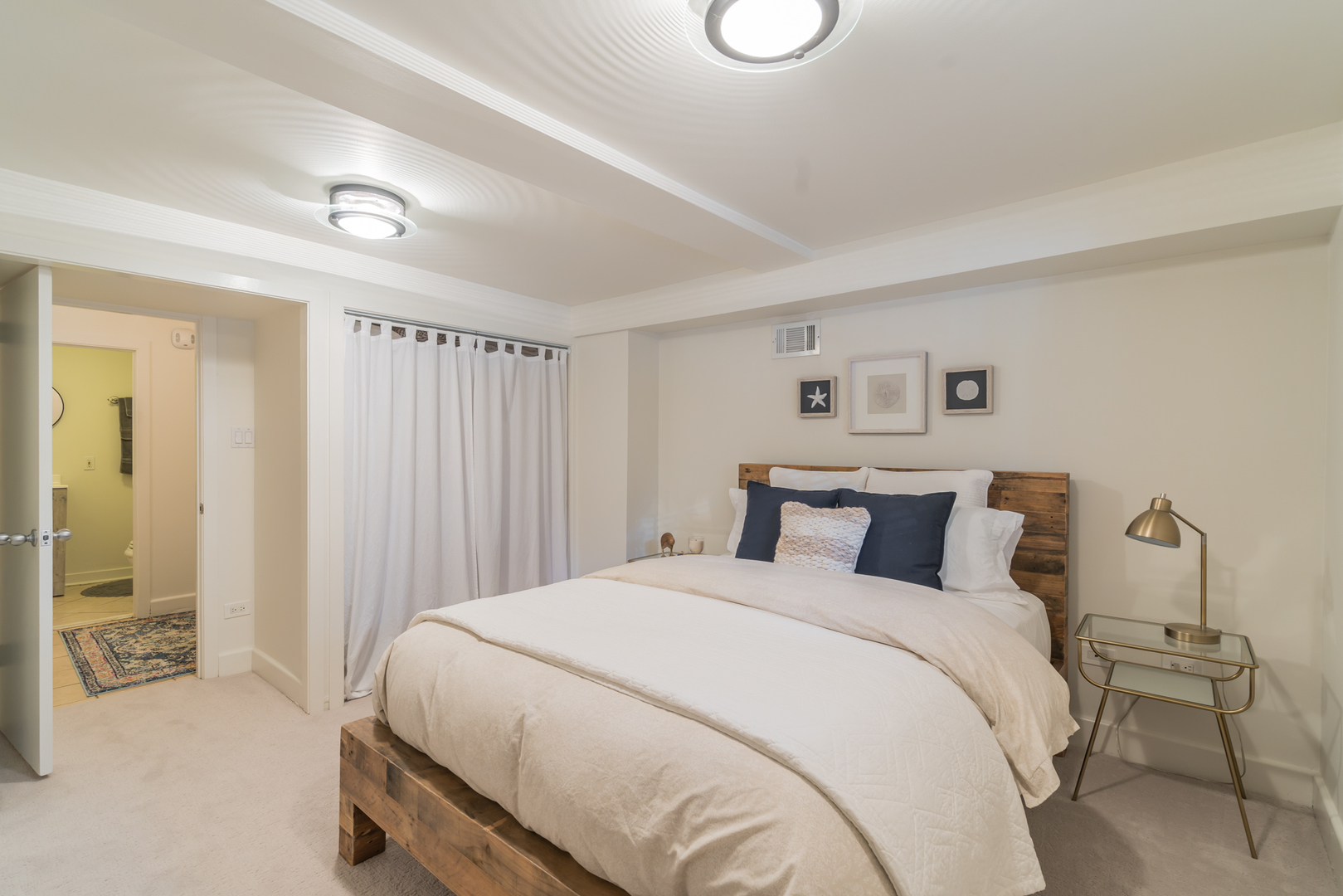 2729 N RACINE Avenue Unit: N