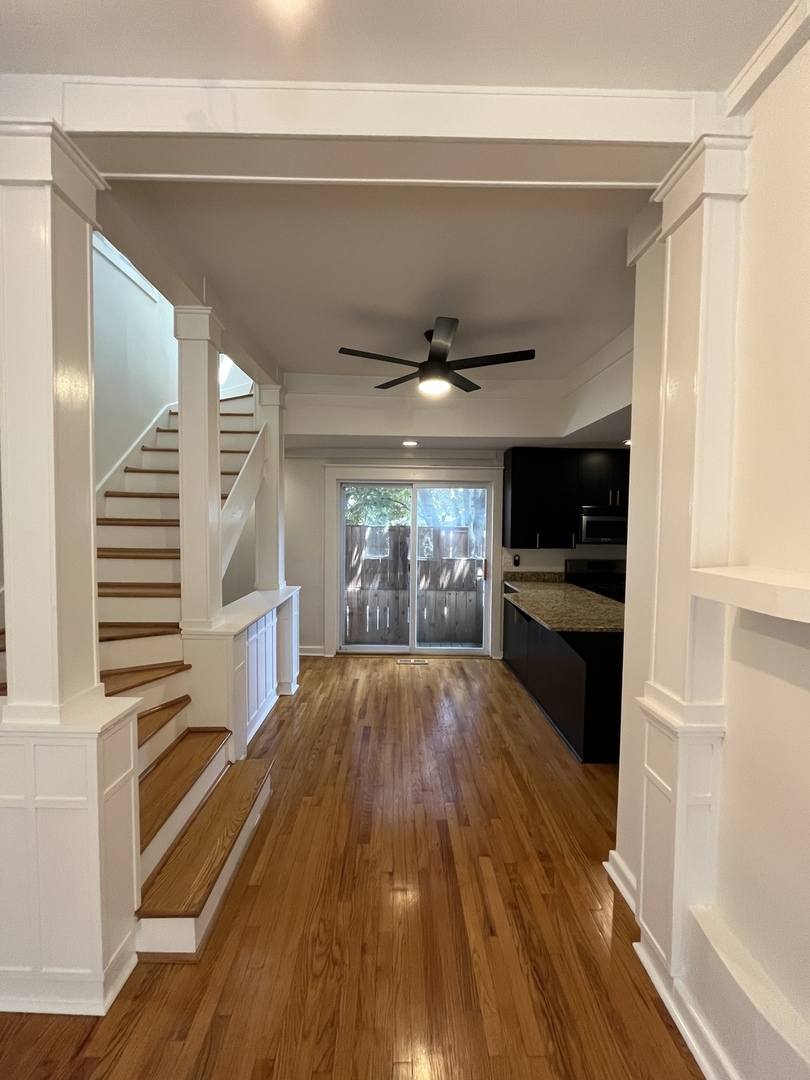 2729 N RACINE Avenue Unit: N