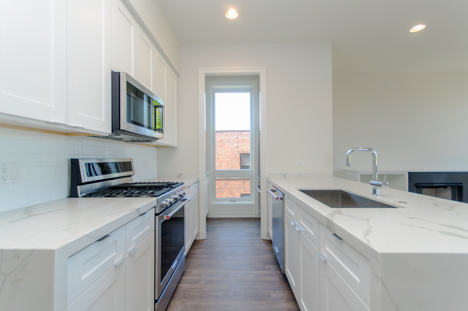 2812 N Mildred Avenue Unit: 2