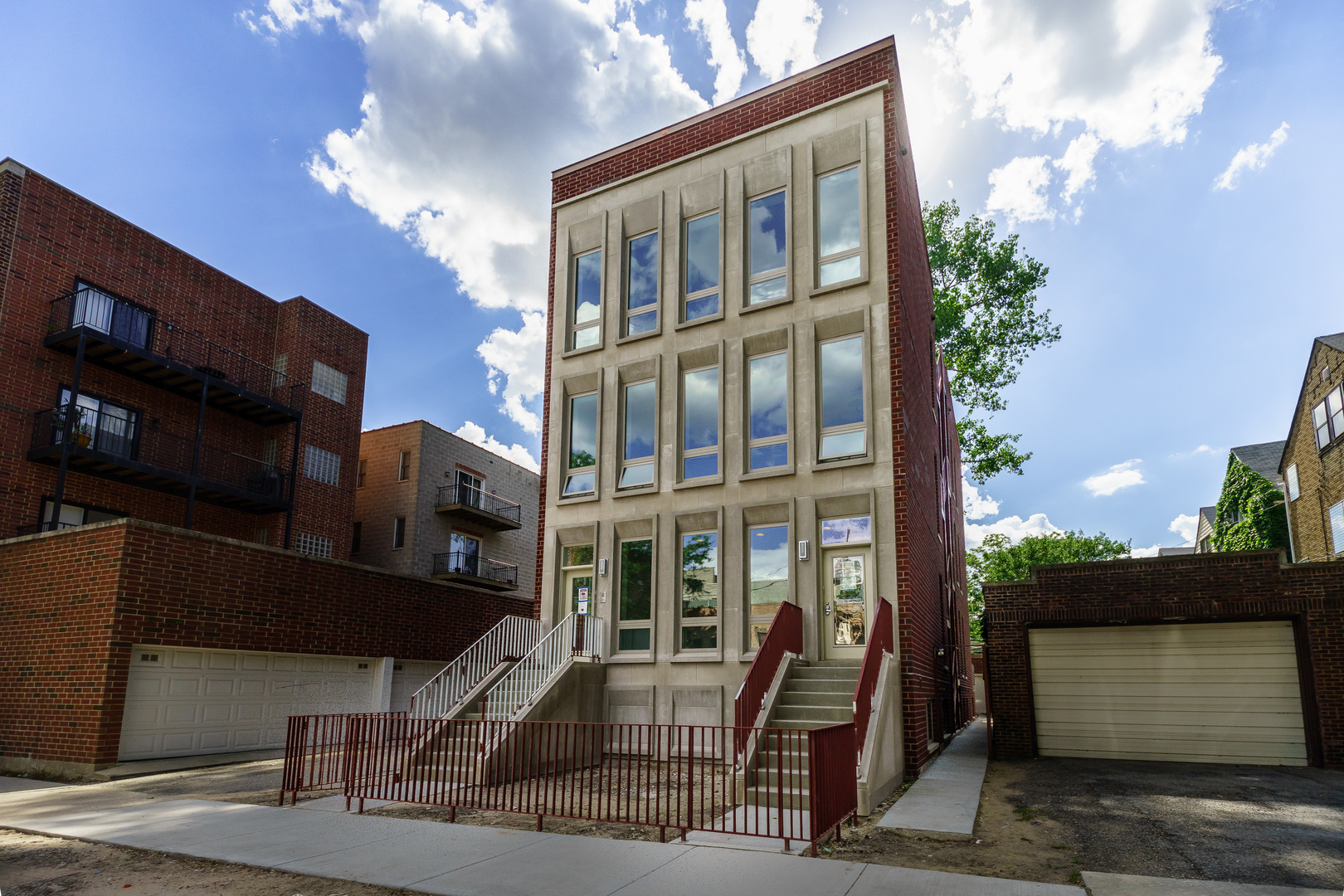 2812 N Mildred Avenue Unit: 2