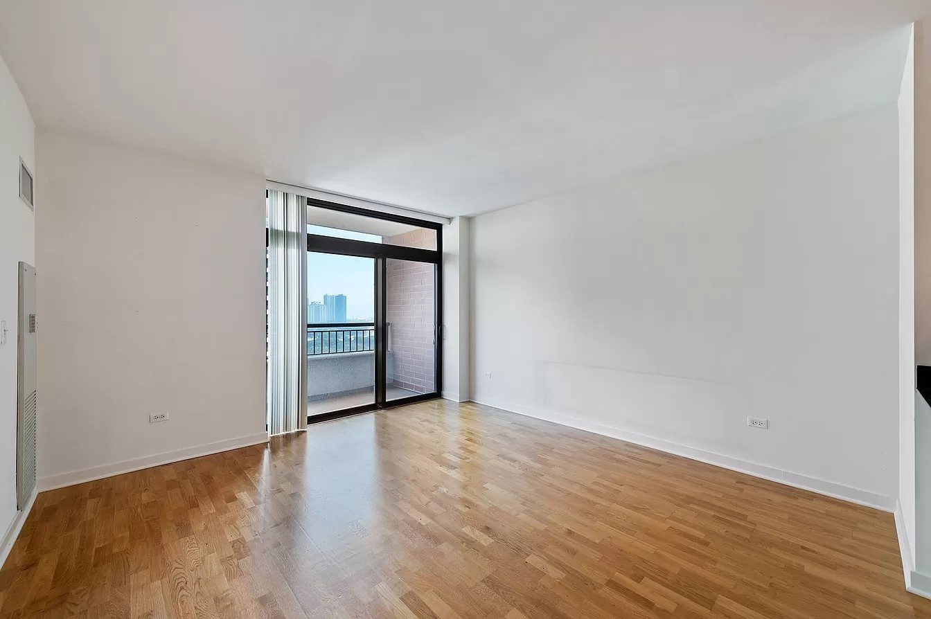 1160 S MICHIGAN Avenue Unit: 2606