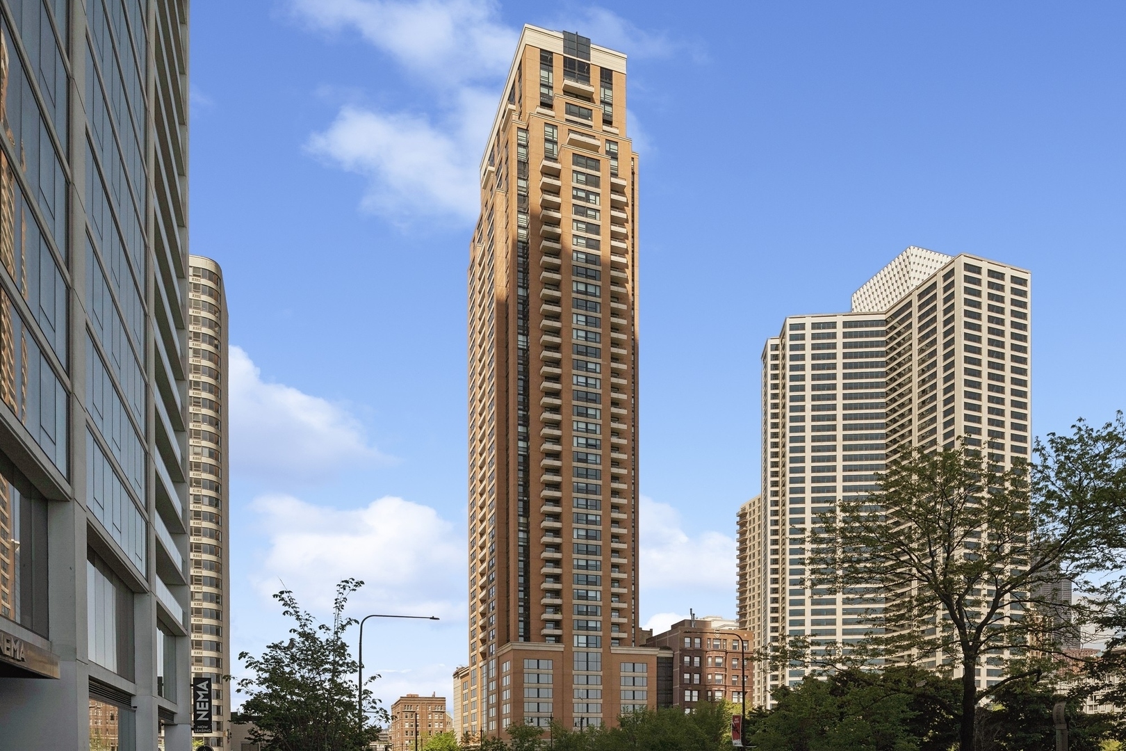 1160 S MICHIGAN Avenue Unit: 2606