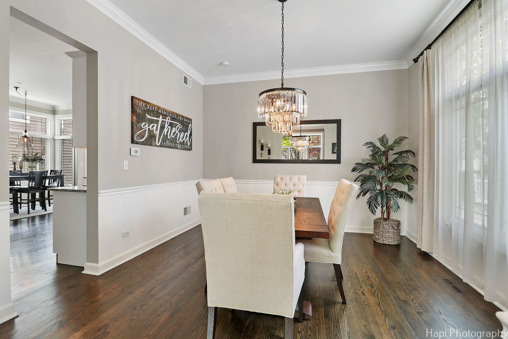 411 E Sunnyside Avenue