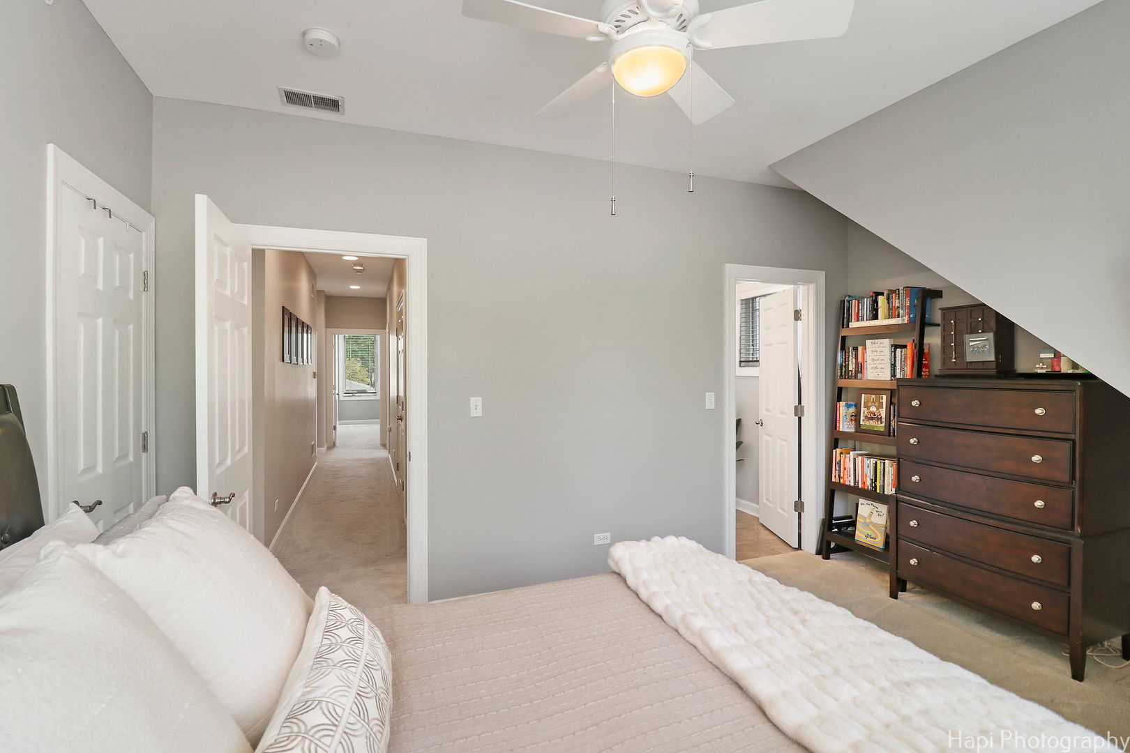 411 E Sunnyside Avenue