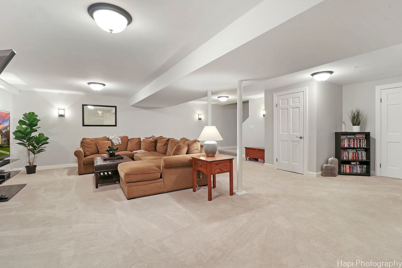 411 E Sunnyside Avenue