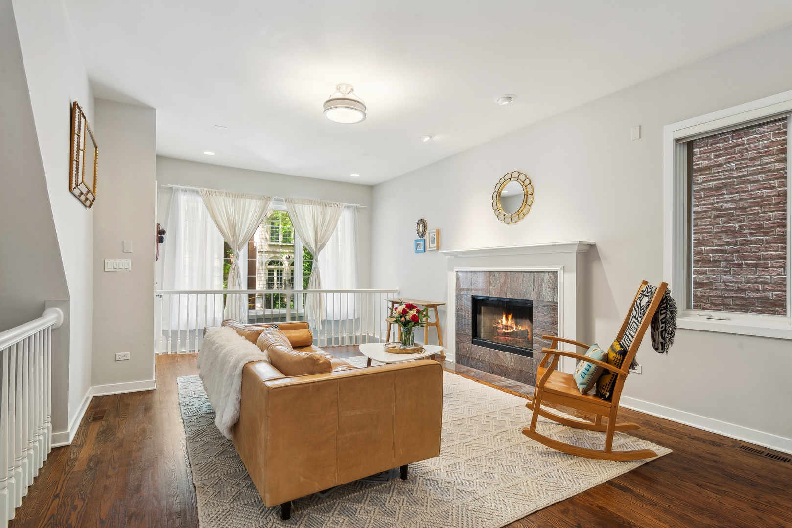 1411 N Mohawk Street Unit: 1