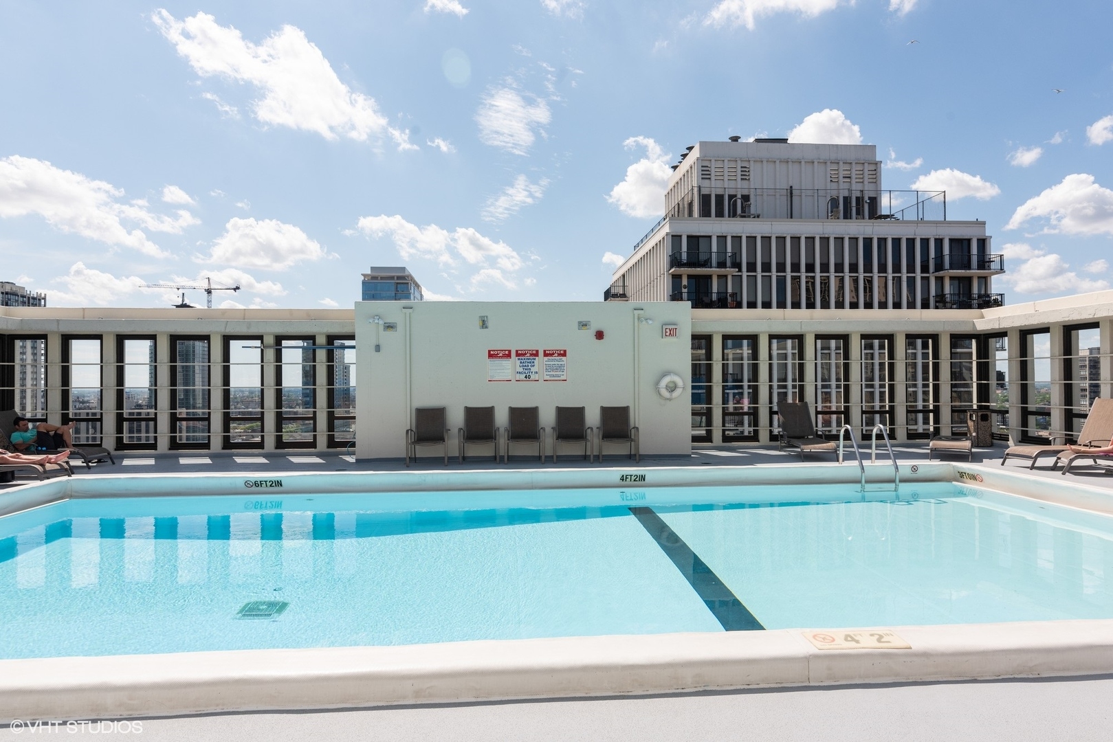 1 E Scott Street Unit: 1005