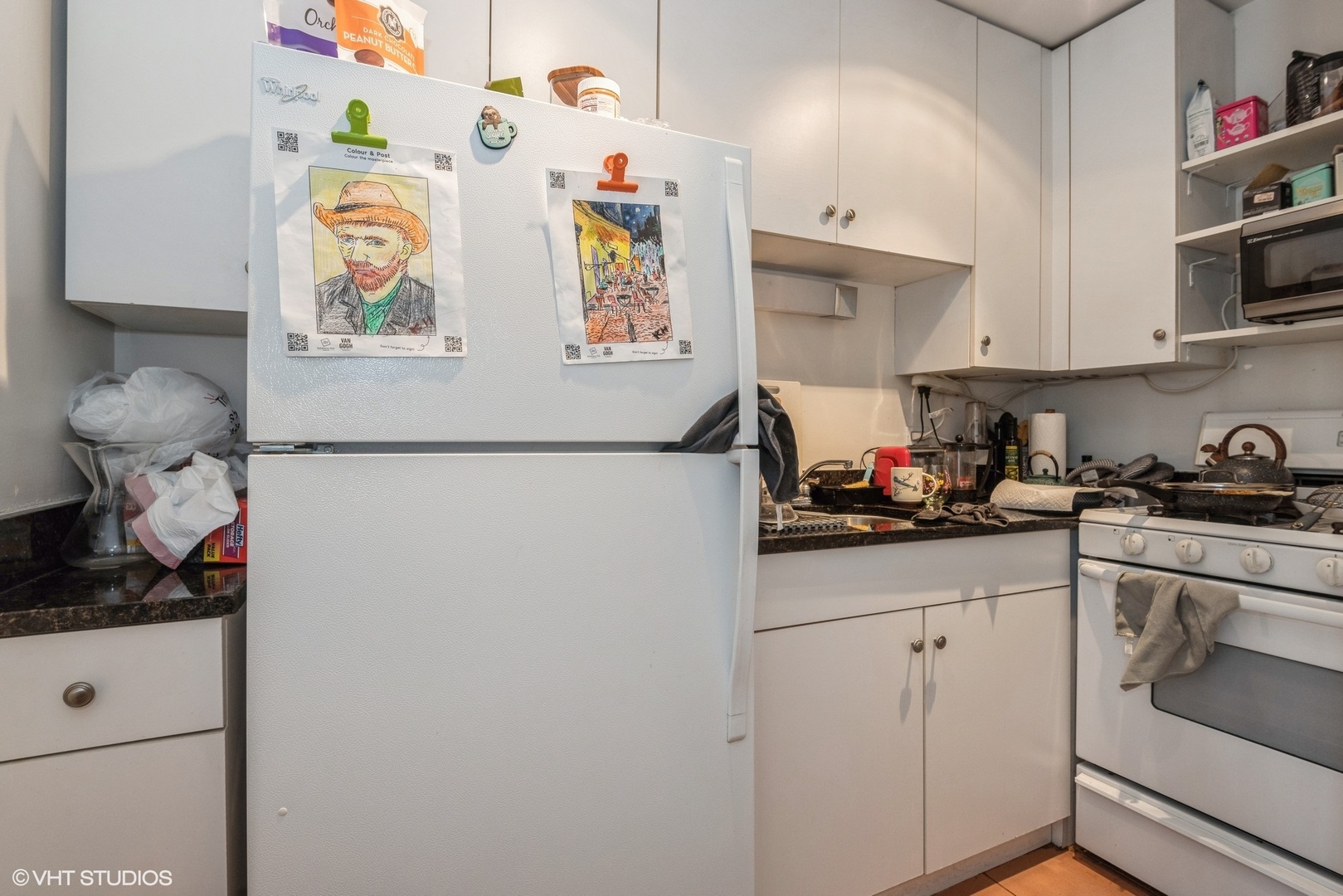 1 E Scott Street Unit: 1005