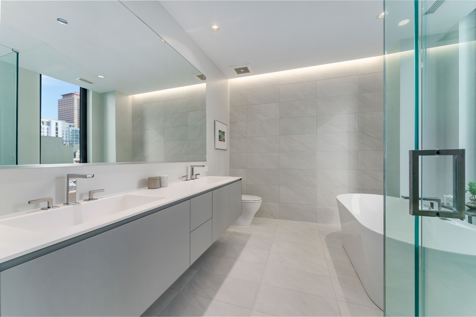 56 W HURON Street Unit: 10