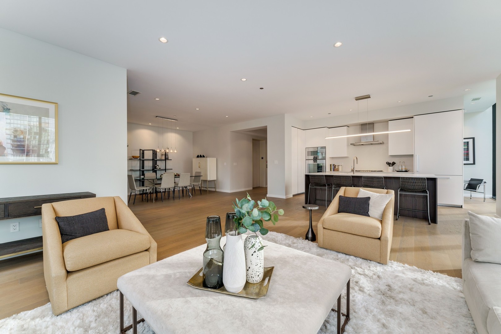 56 W HURON Street Unit: 10