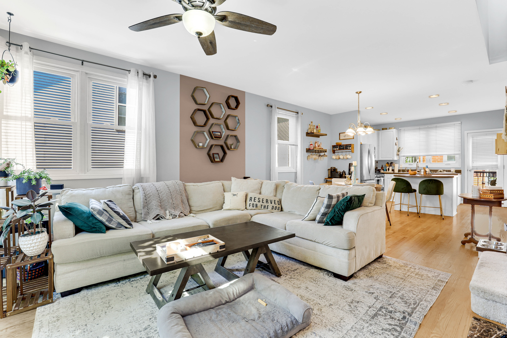 2807 N Wolcott Avenue Unit: A