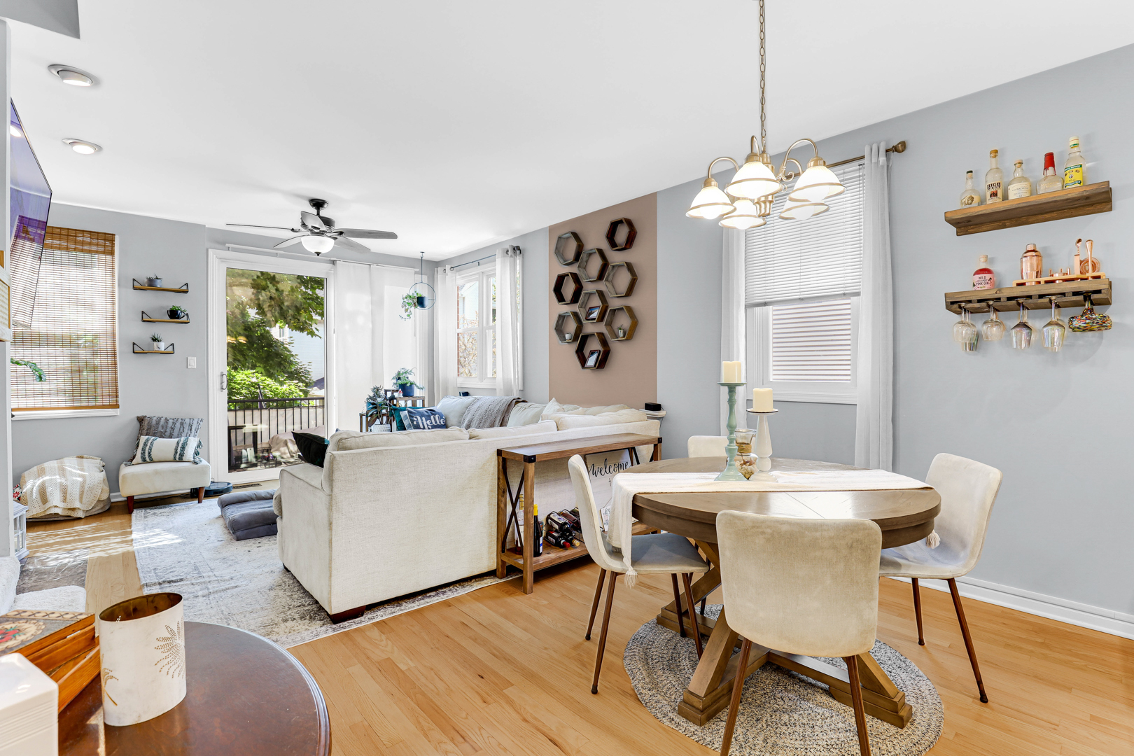 2807 N Wolcott Avenue Unit: A