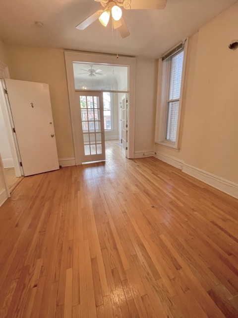 1947 N CLEVELAND Avenue Unit: 2F