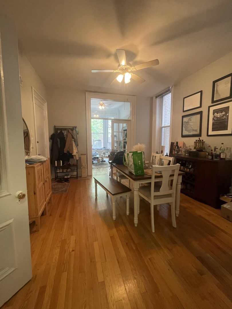 1947 N CLEVELAND Avenue Unit: 2F