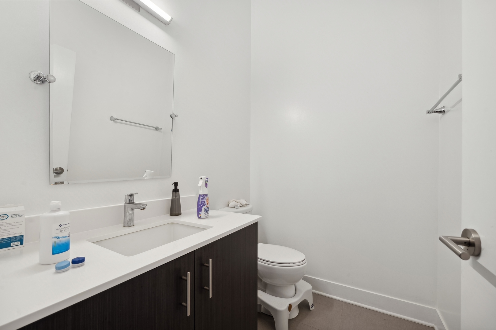 1418 W Addison Street Unit: 203