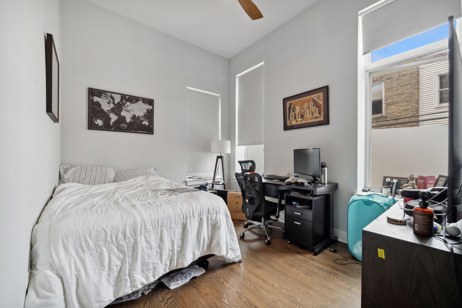 1418 W Addison Street Unit: 203