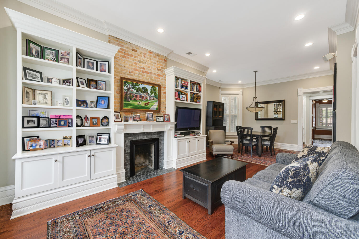 917 W Webster Avenue Unit: 2E
