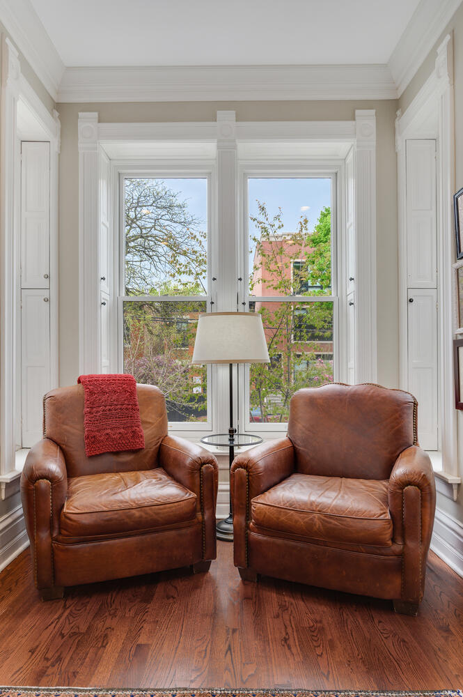 917 W Webster Avenue Unit: 2E