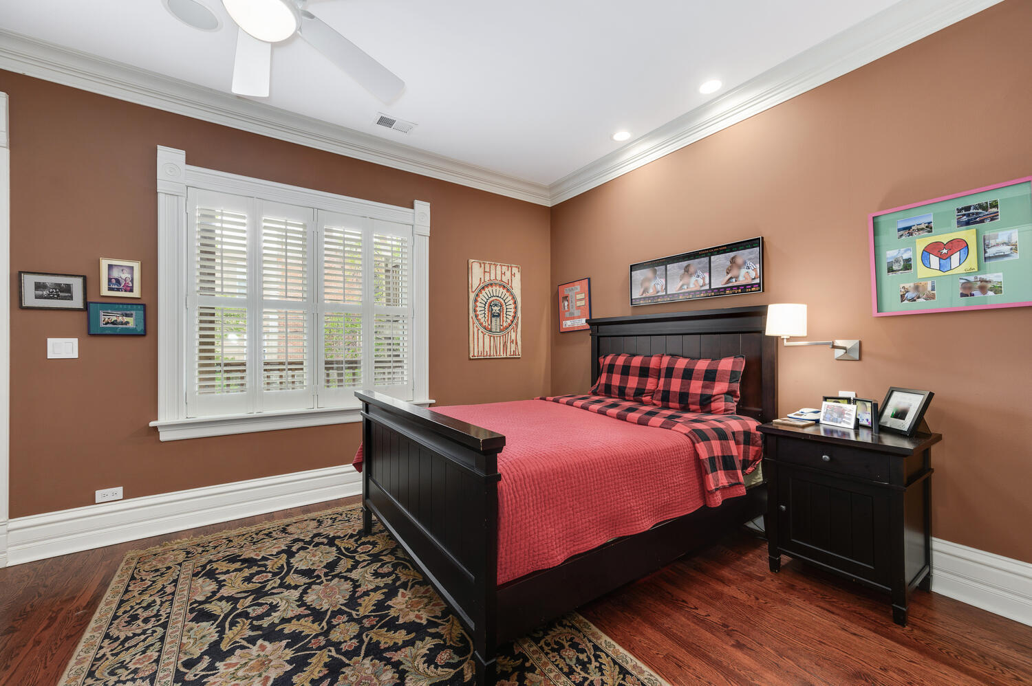 917 W Webster Avenue Unit: 2E