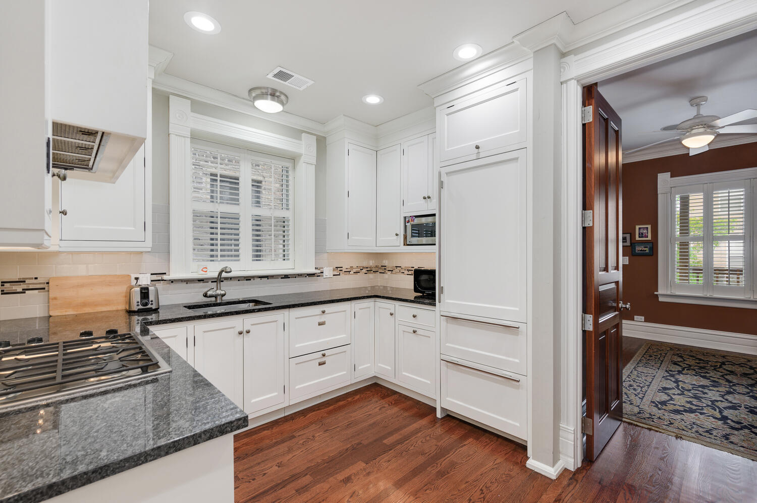 917 W Webster Avenue Unit: 2E