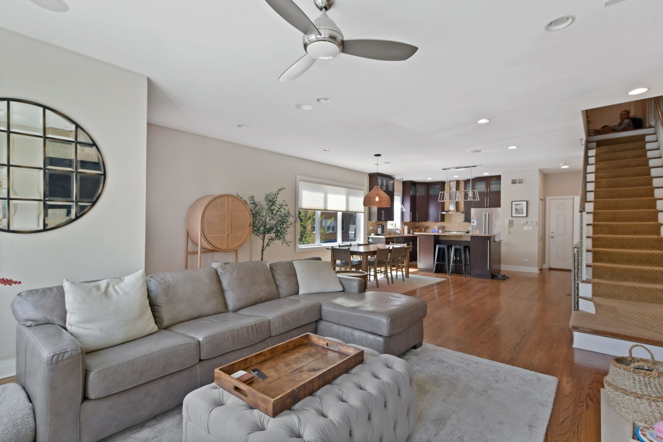 2224 W Roscoe Street Unit: A