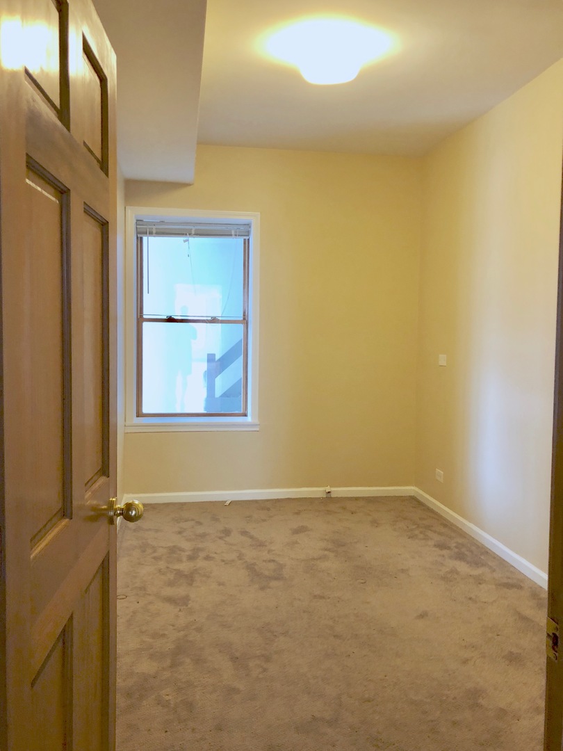 3211 N Sheffield Avenue Unit: 3S