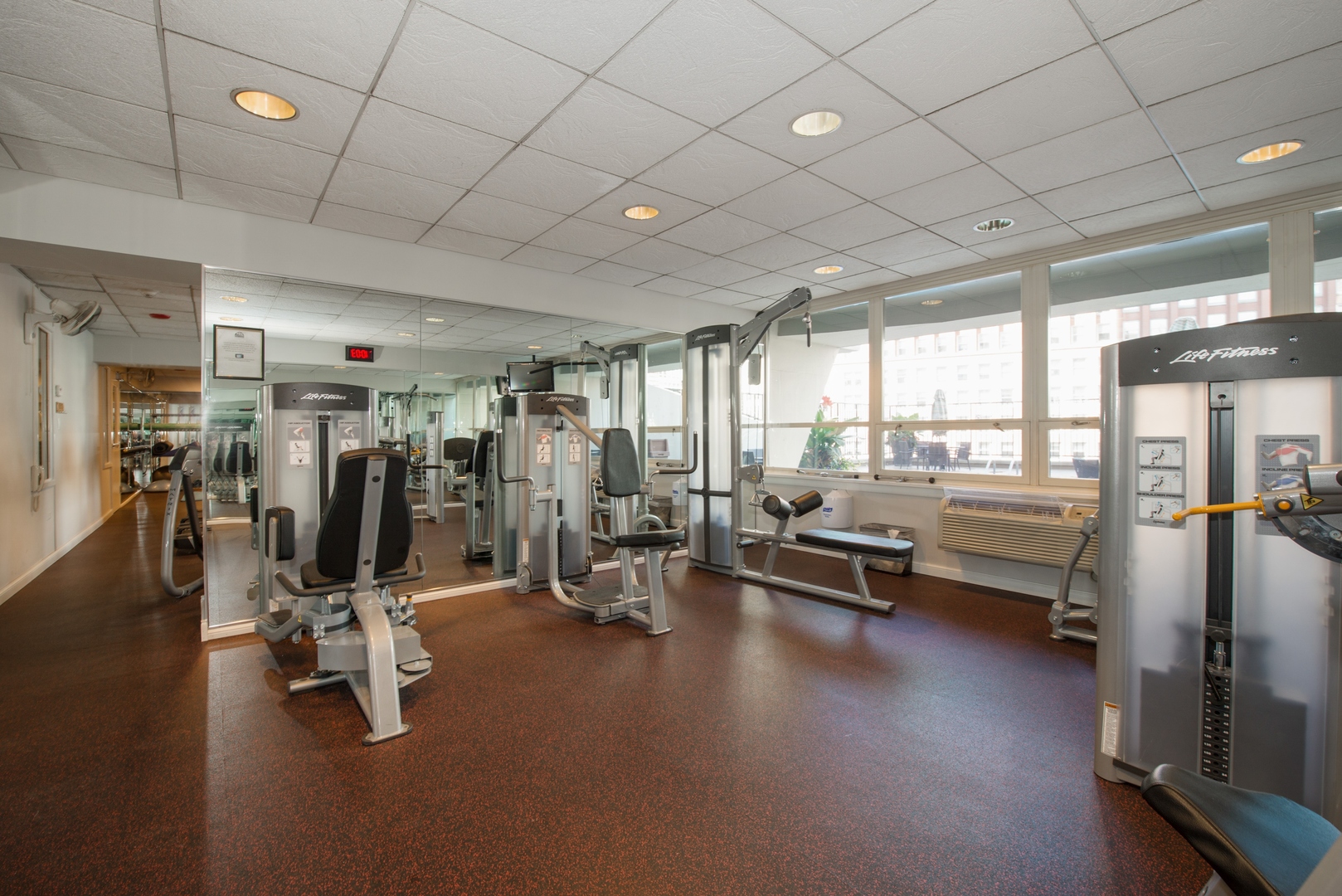 111 E Chestnut Street Unit: 22G