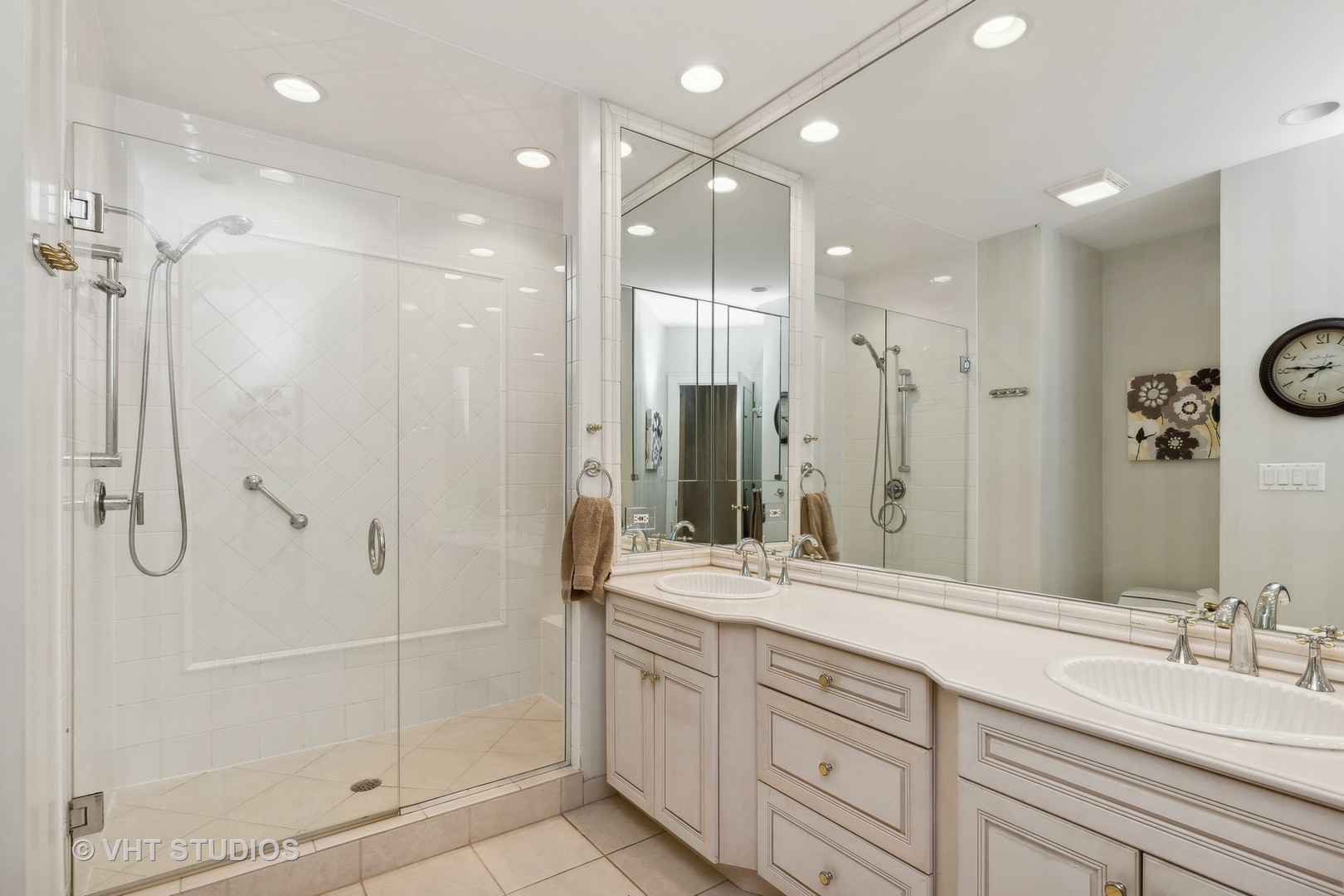 560 Stockbridge Court