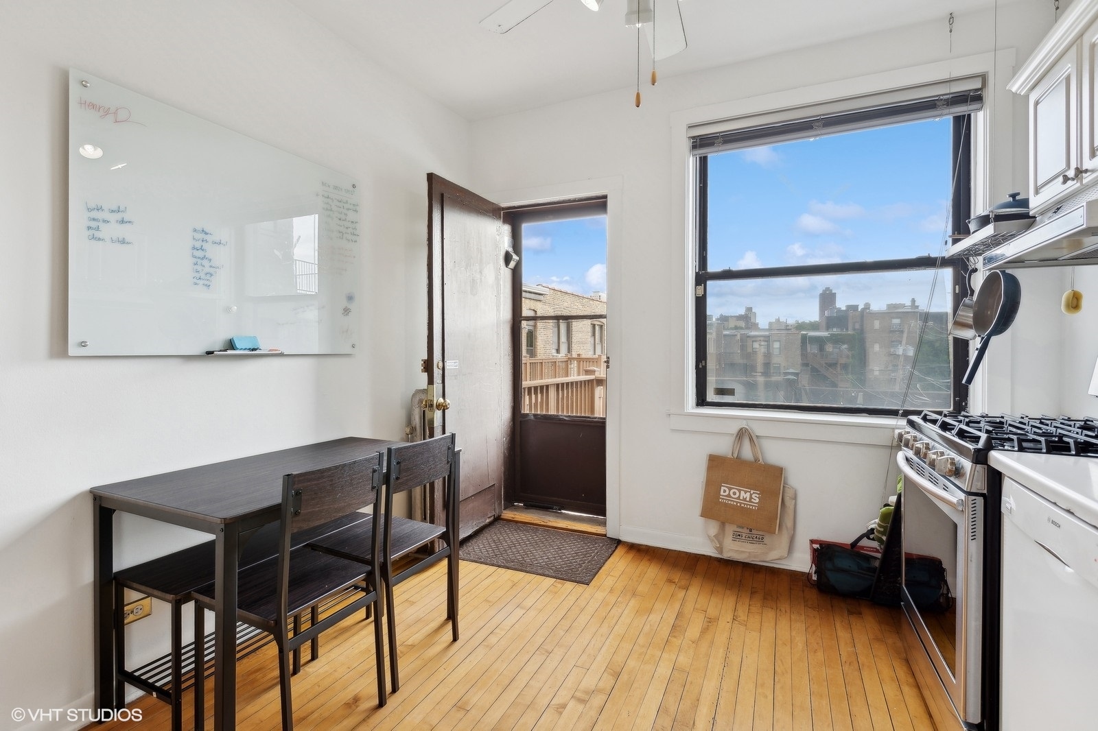 2957 N Halsted Street Unit: 3