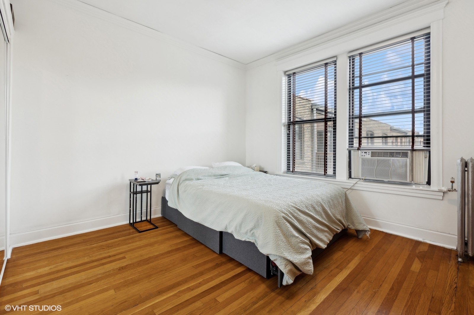 2957 N Halsted Street Unit: 3