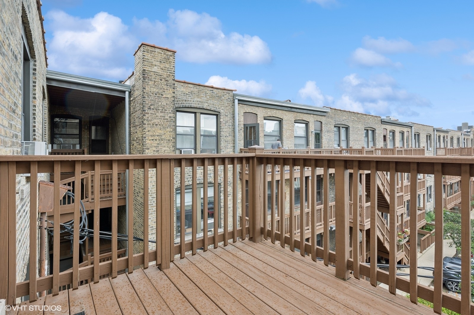 2957 N Halsted Street Unit: 3