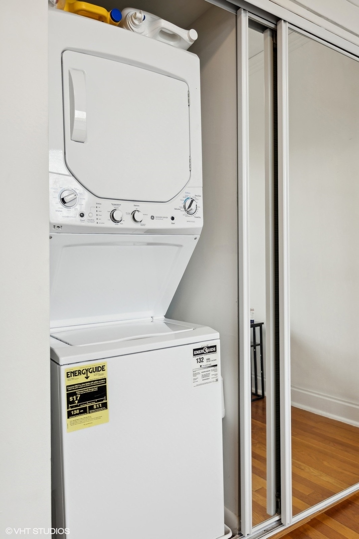 2957 N Halsted Street Unit: 3