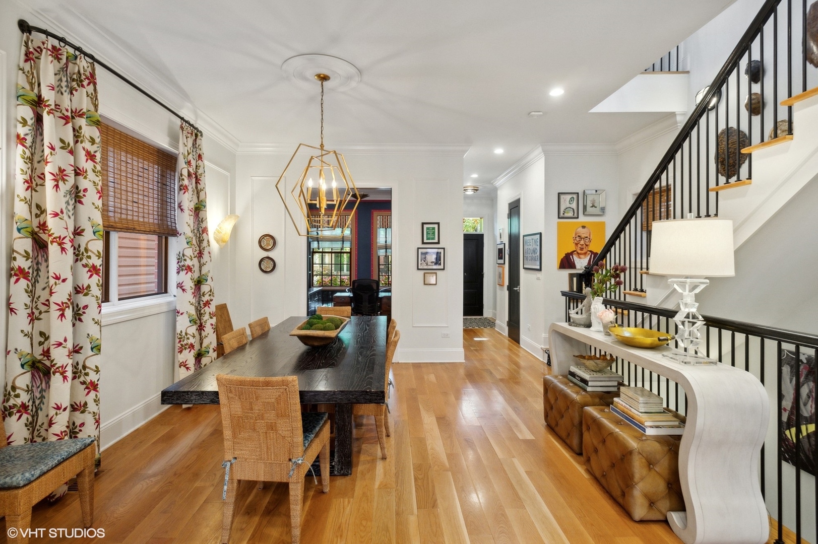 2517 N Marshfield Avenue