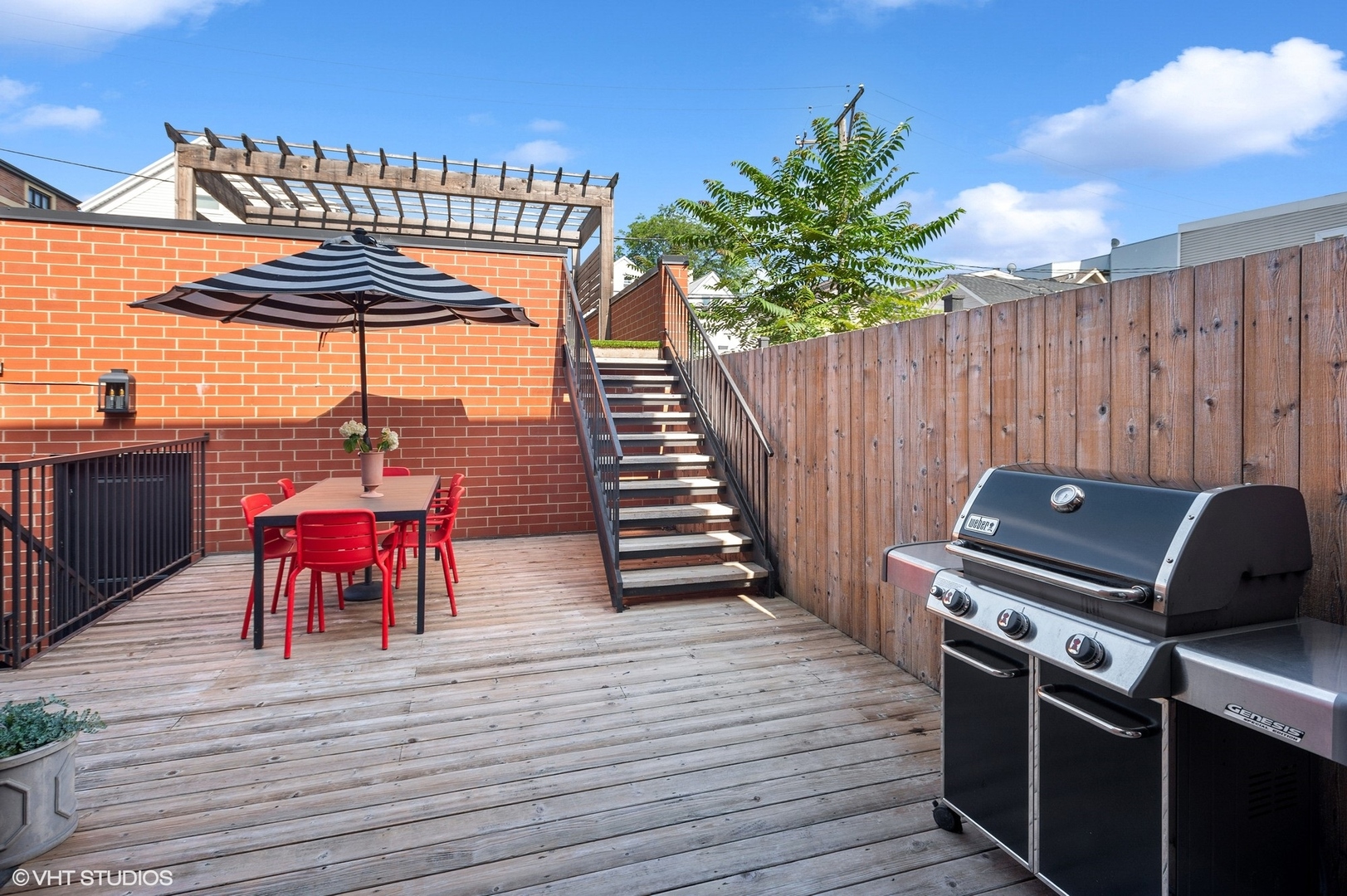 2517 N Marshfield Avenue