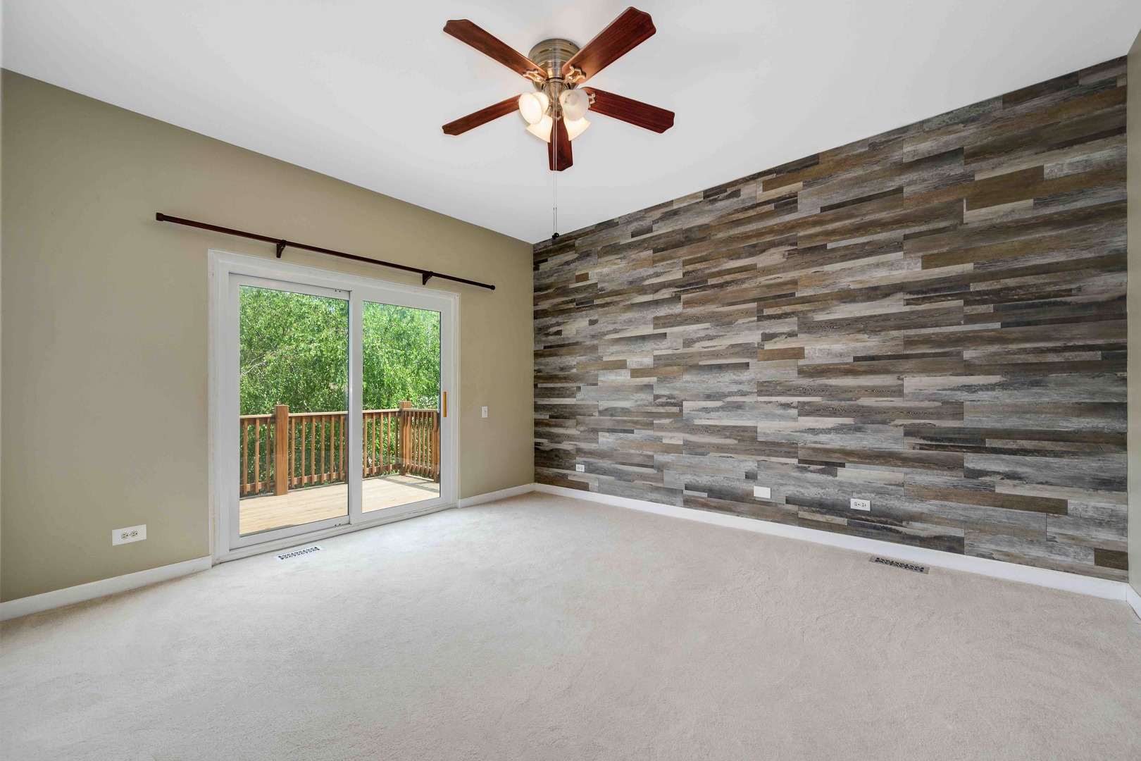 4315 N KENMORE Avenue Unit: 3S