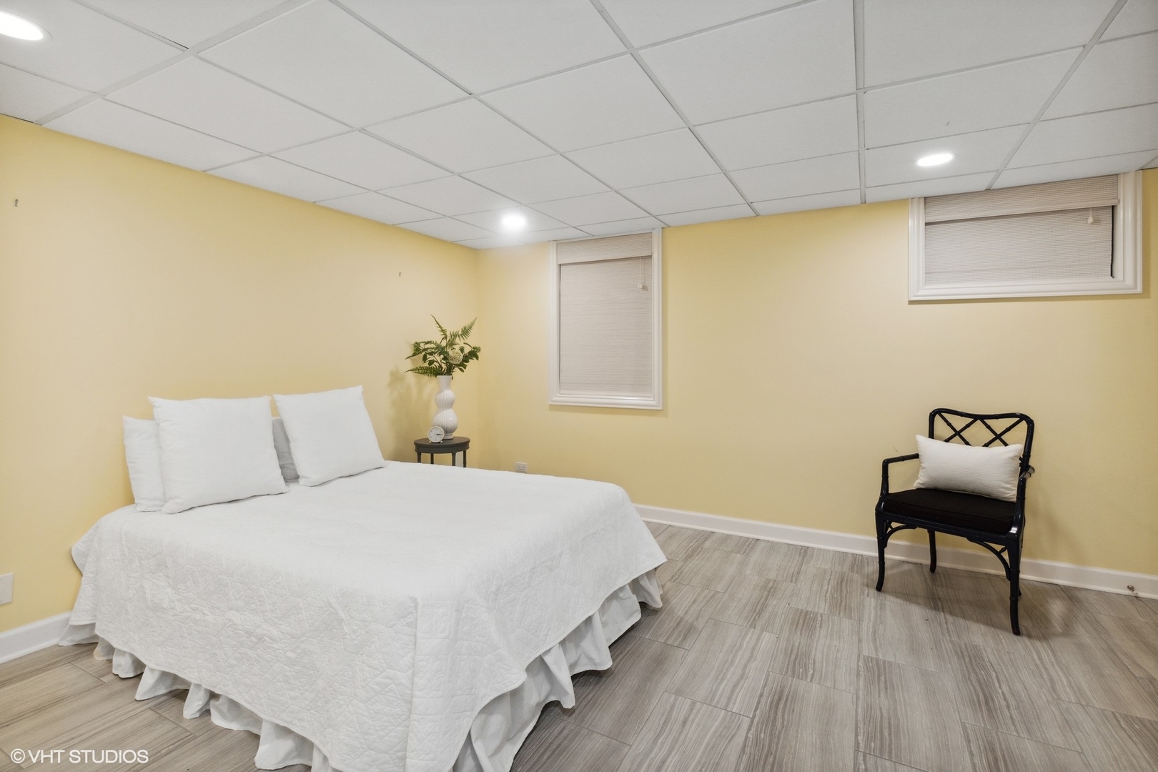 209 N Green Bay Road