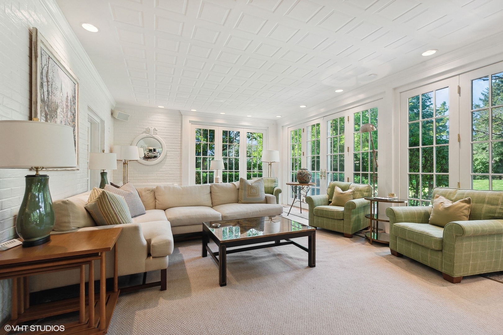 209 N Green Bay Road