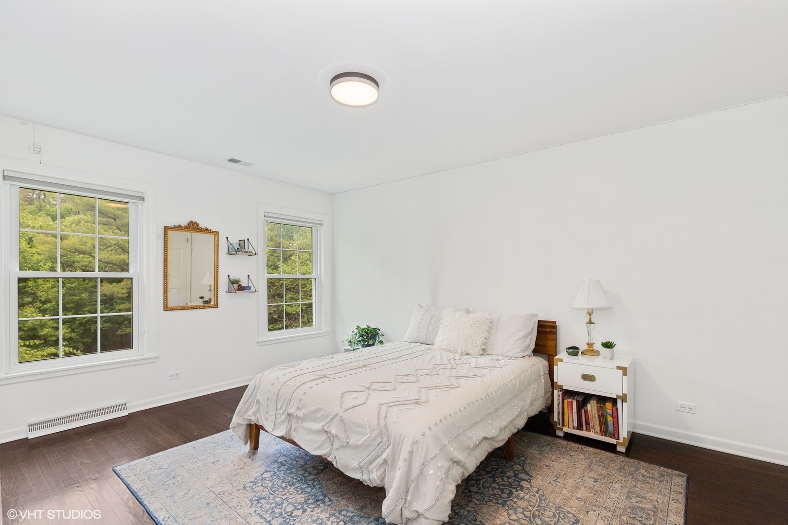 209 N Green Bay Road