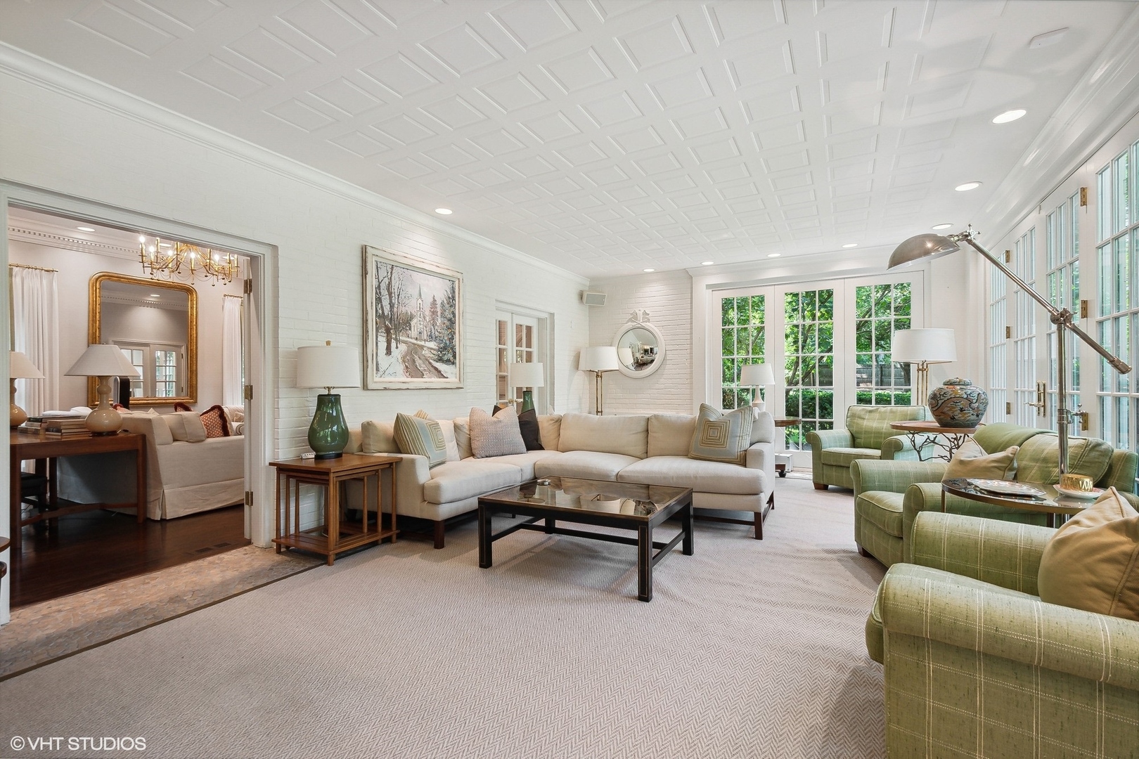 209 N Green Bay Road