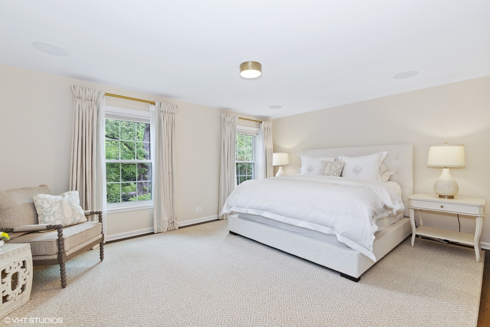 209 N Green Bay Road